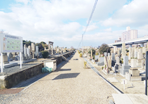 大阪市阿倍野区にあるお墓、大阪市設南霊園の写真